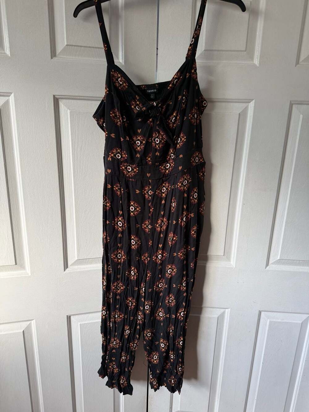 Torrid Size 2 Black Floral Ikat Tie-Front Smocked Back Jumpsuit